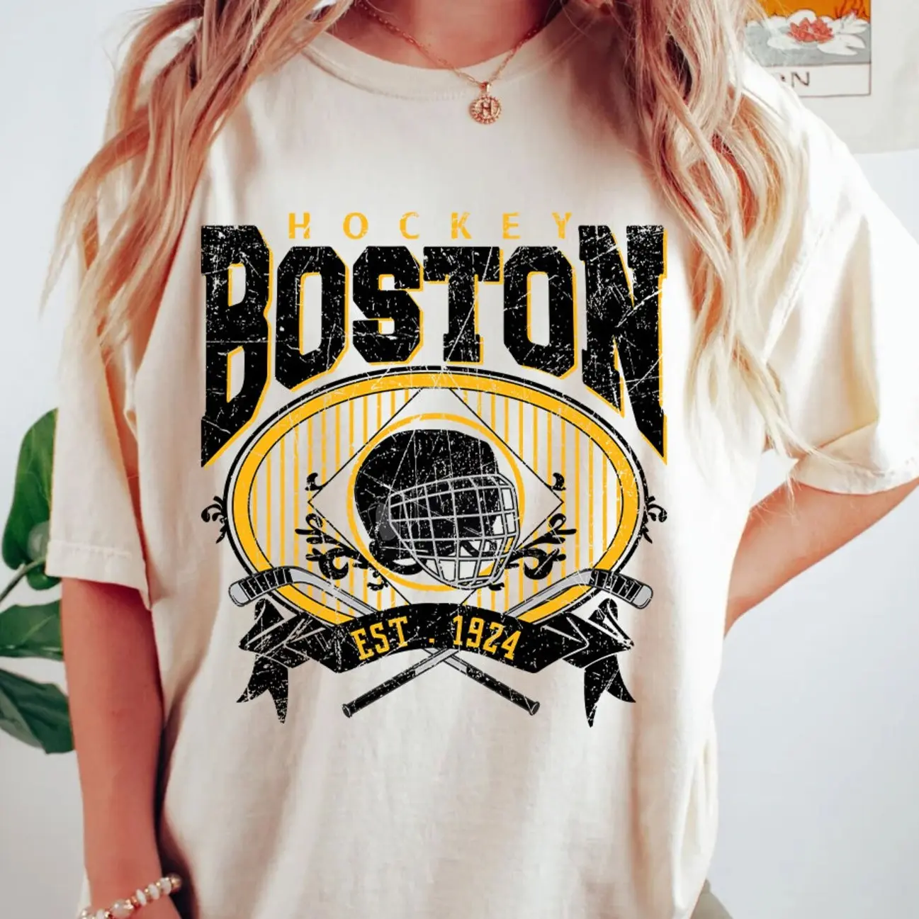 Cute Boston Hockey Hoodie Sweatshirt Unisex T Shirt, Vintage Style Boston Hockey shirt, Boston Hockey fan Gift, Boston Ice Hockey, Bruins's Merch Fan Shirt