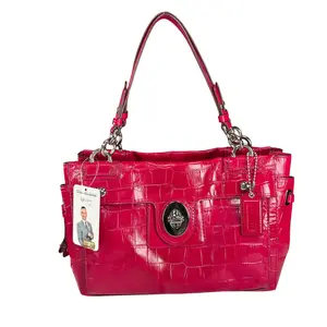 Pre-owned coach Embossed Leather Shoulder Bags Peyton Magenta Turn Lock SHW Shoulder Purse