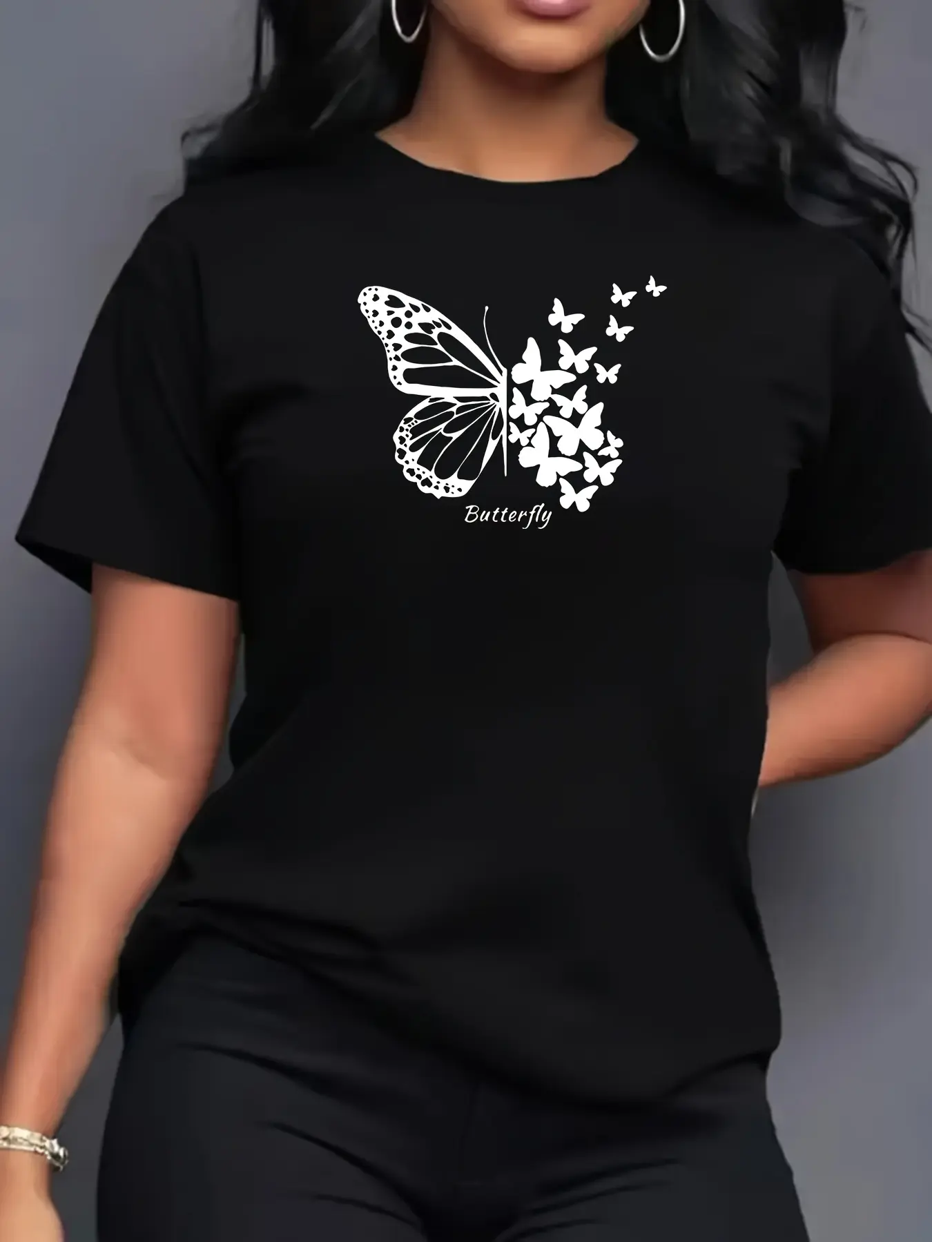 Men's Graphic T-Shirt with Aesthetic Butterfly Print, Stylish Casual Crew Neck Top in Soft Lightweight Knit Fabric, Unisex Short-Sleeve Tee, Tshirt, Elegant