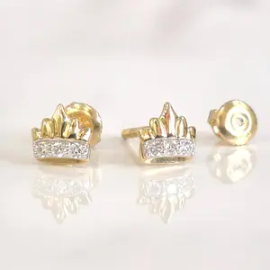 crown diamond lab stud