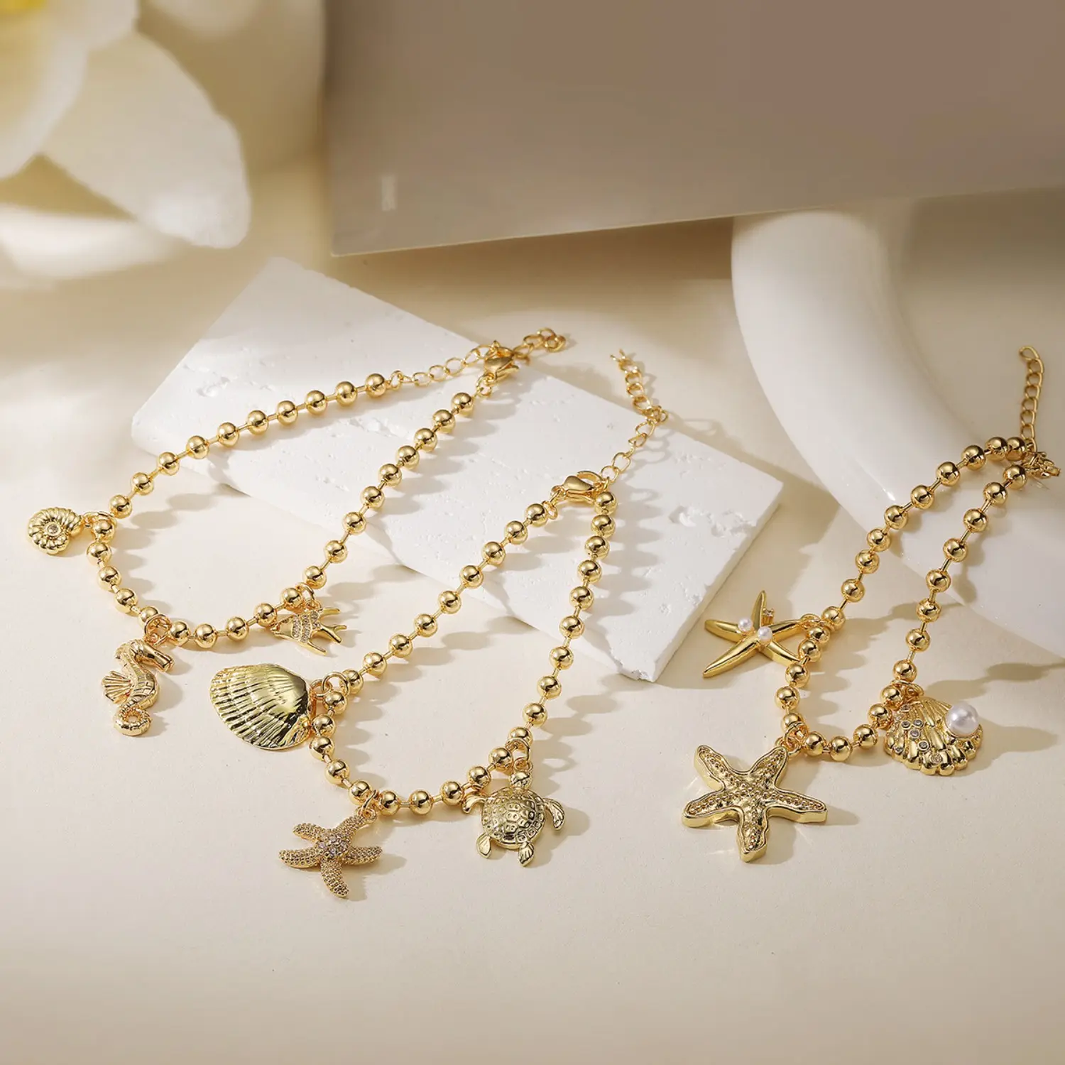 Charm Bracelets for Women, Gold Plated Stainless Steel with Shell, Starfish & Pearl, Waterproof Daily Jewelry, Bangle, Female, Shell Pearl, Bohemian Charm, Adults, Sea Motifs, Alloy, No, Round