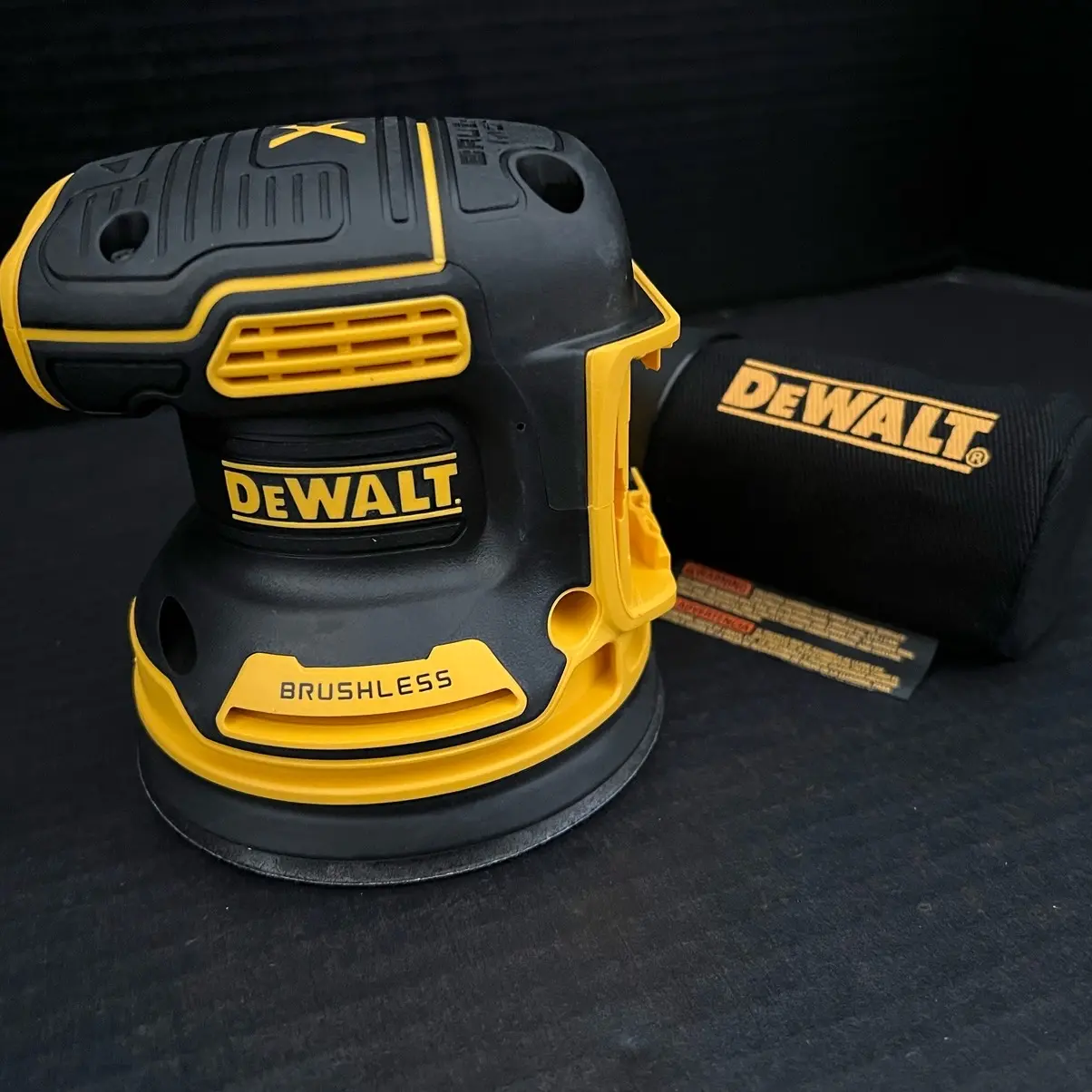 Dewalt 20V MAX XR Cordless Brushless 5 in. Random Orbital Sander (Tool Only)