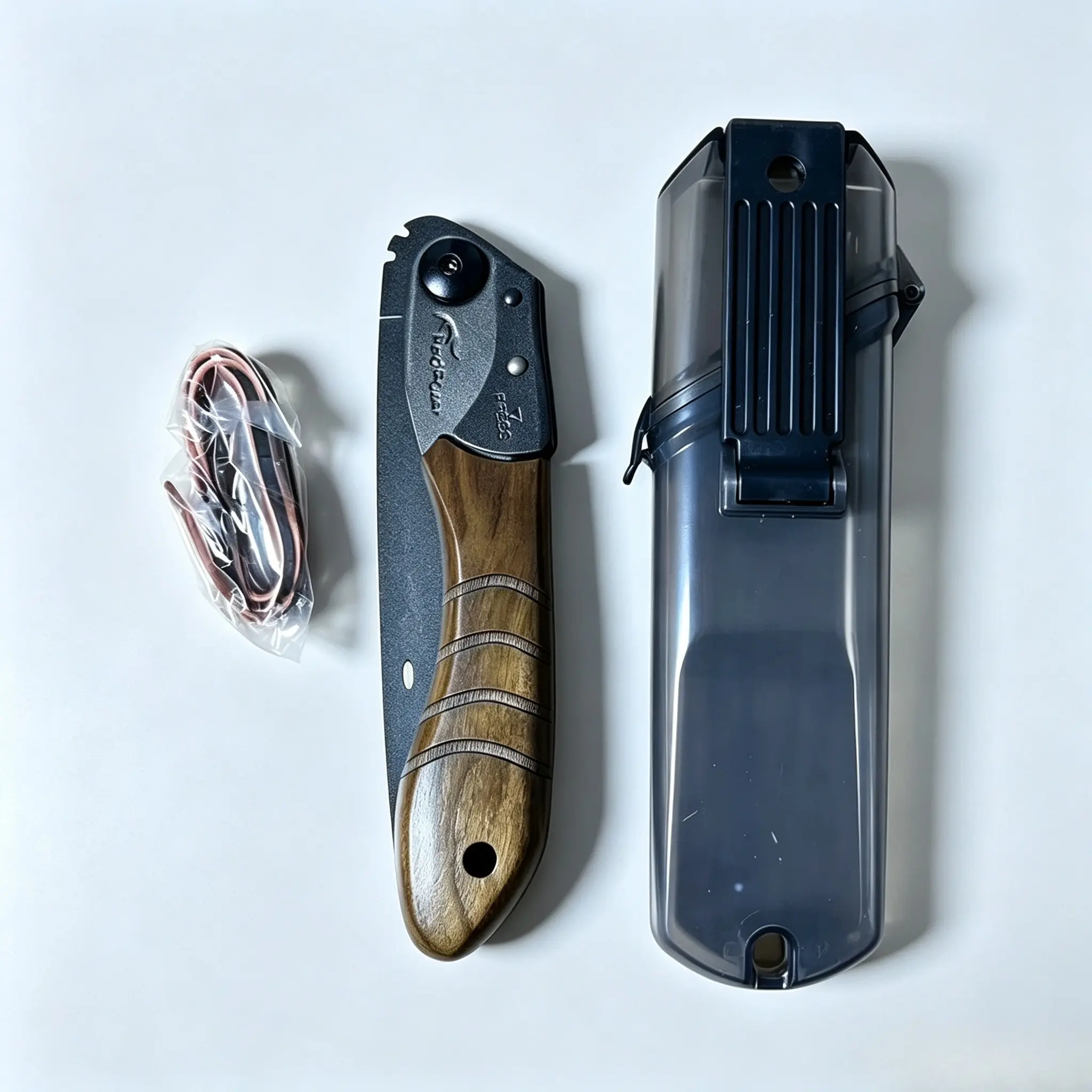 Outdoor Multi-Purpose Pocket Folding Saw, Japanese Imported SK85 High Carbon Steel Blade, Solid Walnut Wood Handle, Safety Lock,for Camping, Gardening, Outdoor Survival Cutting