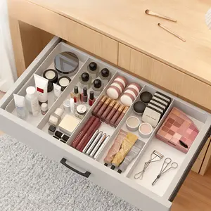 Expandable Drawer Organizer with 5 Compartments- Customizable Makeup Vanity Organizing Storage Tray for Bathroom, Bedroom & Desk Drawers - Clear Plastic Cosmetics Multifunctional Organizers with Expanding Compartment transparent