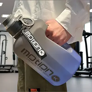 Large Capacity Sports Water Bottle, Sports Drinking Bottle, with Scale Line And Straw, Designed for Outdoor Activities And Gym Use. This Durable Kettle Is Leak-Proof And Comes with a Portable Rope, Suitable for Adults And Can Withstand Heat And Cold