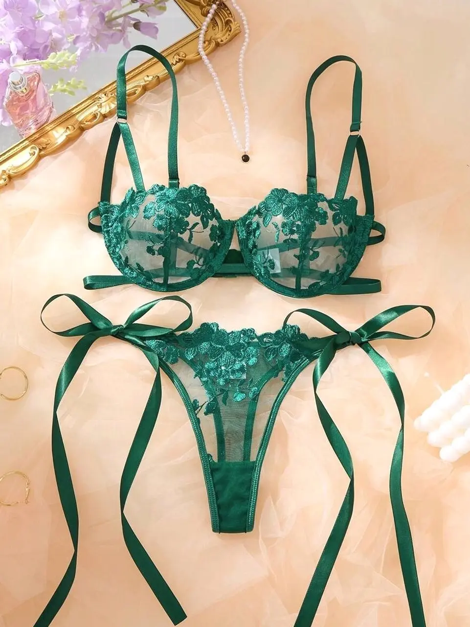2pcs Women Embroidery Bow Detail Sexy Lingerie Set