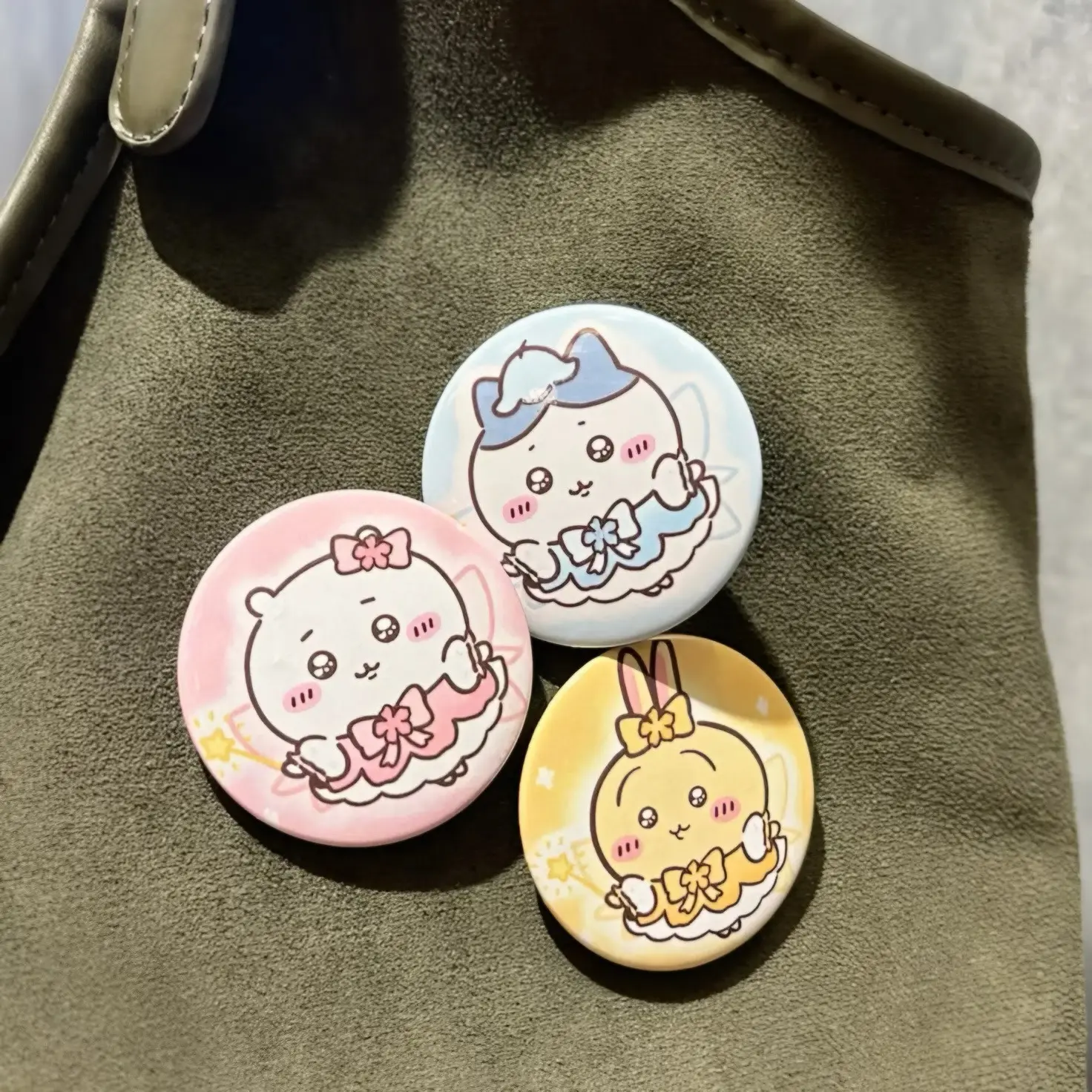 Cute Chii Button Pin, Funny Chii Pin, Cute Anime Pin