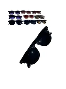 Black on 5% Tint Lens