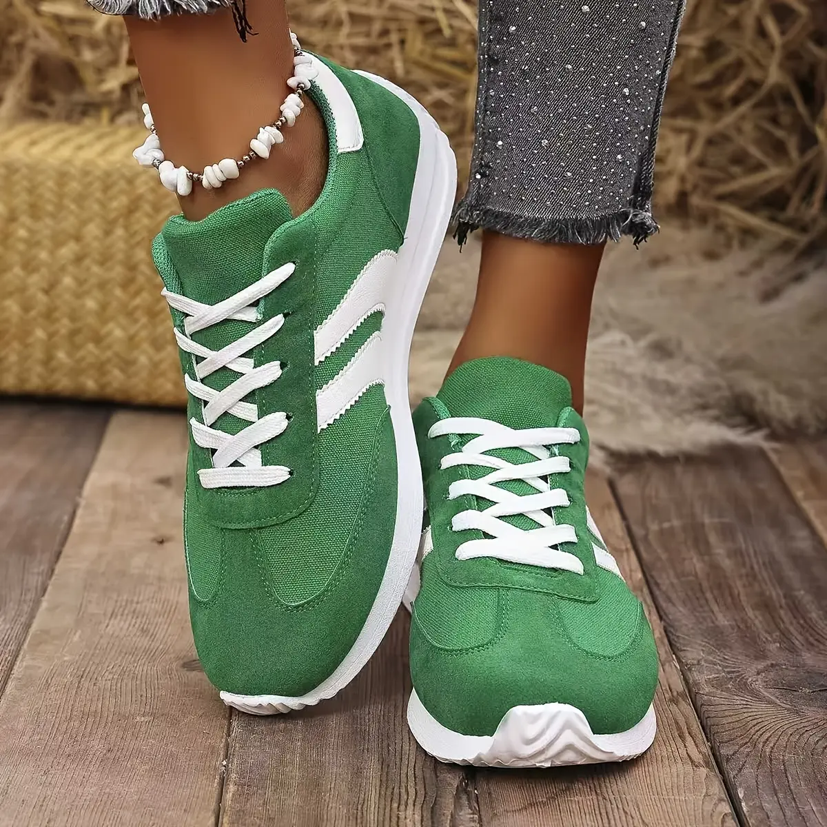 2024 Women's Classic Fashion Comfortable Casual Versatile Lace-up Lightweight Non-slip College Style New Sports Shoes Army Green