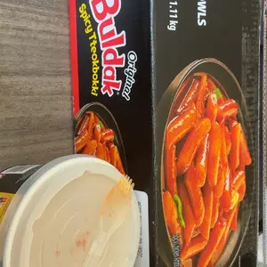 Buldak Original Tteokbokki Rice Cakes, 6-Pack Spicy Korean Snacks & Side Dish, Pantry Packaged Food with Corn Starch, Palm Oil, Monosodium Glutamate & Wheat, Quick Snack