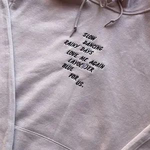Layo(v)er hoodie