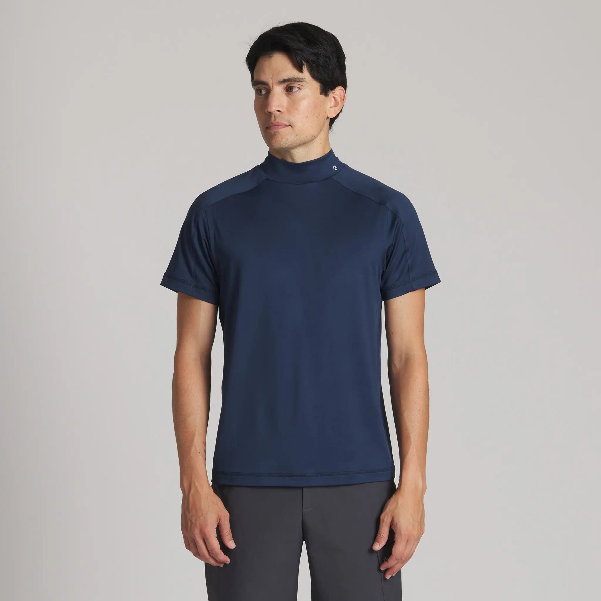 Men's Short Sleeve Mock Neck T-Shirt, Stretch Performance Top for Golf & Training