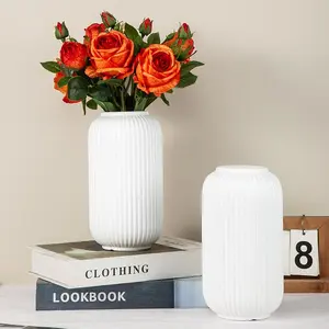 Boho-Style Vase, 1 Count Modern Simple-Design Vase for Rose, Decorative Vase for Home Living Room Bedroom Dining Room Wedding Party, Ornaments, Flowers, Bouquet, Interior, Table Decor, Home Decoration, White, Flower Arrangement Vase