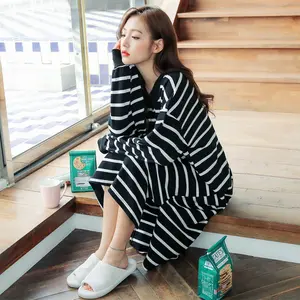 Spring and autumn long-sleeved black and white striped nightgown for women, made of pure cotton, long style, loose and casual, suitabl