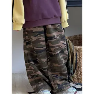 Girls' Camouflage Pants - Elastic Waistband, Camo Pattern, Long Trousers for Fall/Winter, School, Playground - Durable & Easy-Clean Fabric - Casual Outfit Essential, for OutdoorGift
