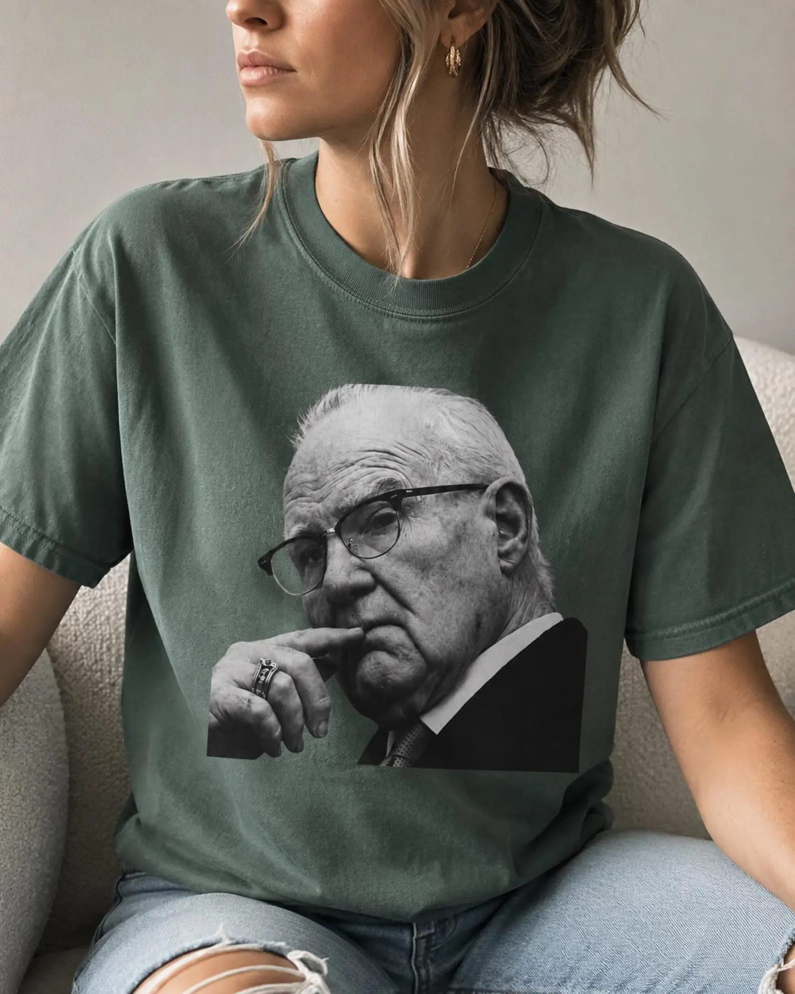 Kevin Reddington T-Shirt - Lindsay Clancy Trial Courtroom Lawyer Portrait Tee, Black and White Photo Shirt, True Crime Fan Apparel