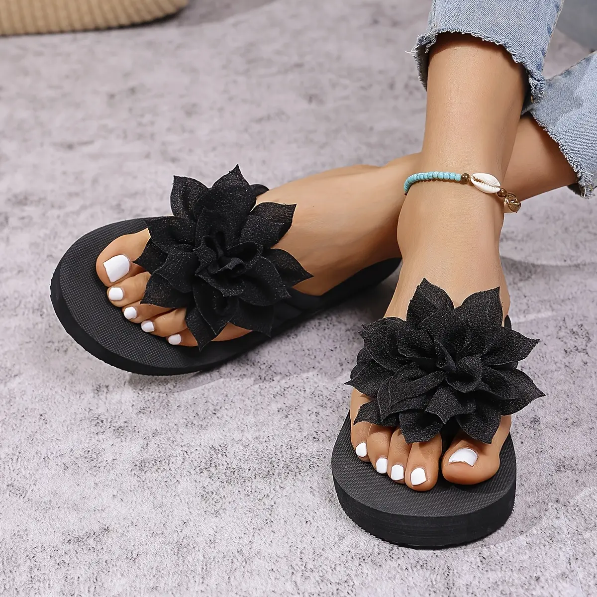 Women's Plus Size Nylon Slip-On Platform Flip Flops - Thick-Soled Double-Strap Hold Sandals, Breathable Floral Accents Cute Beach Casual Footwear for Summer, Sandals for Women