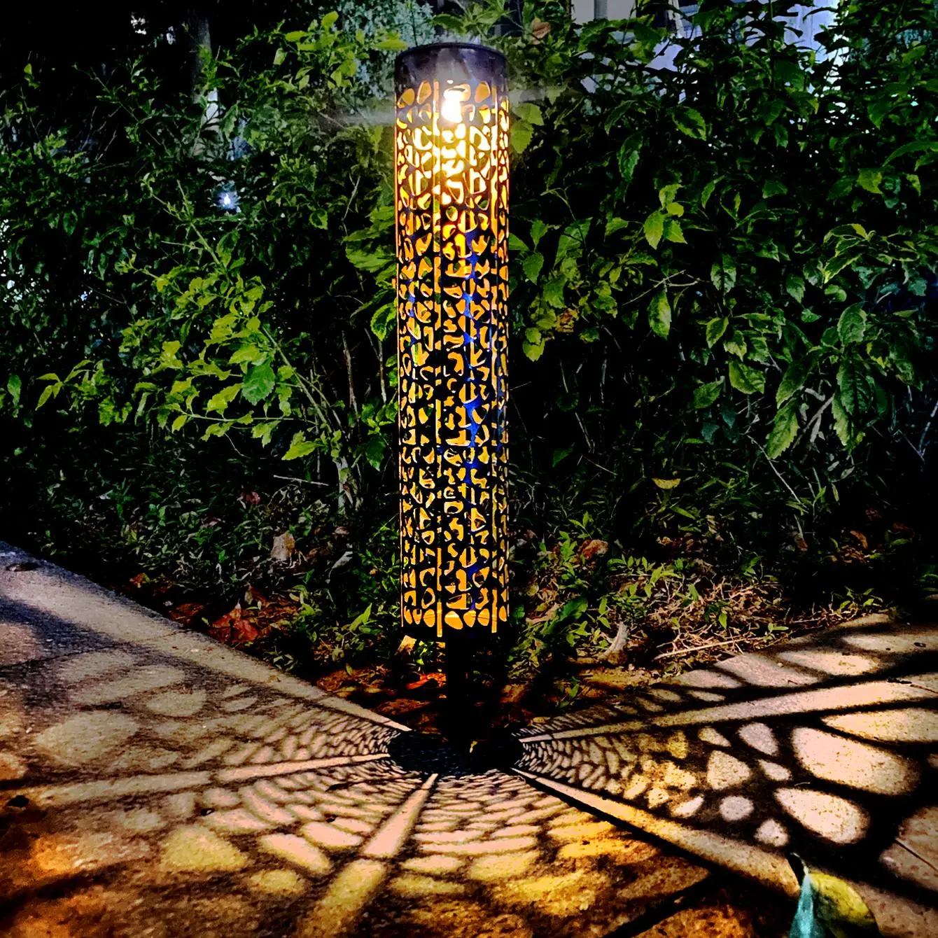 Solar Garden Floor Light, Automatic LED Outdoor Pathway Light, Outdoor Pathway Lighting, Decorative Light for Yard, Garden, Path, Lawn and Party, Solar Landscape Lights, Solar Ground Lights, Led Solar Lights For Outside, Solar Pathway Lamp