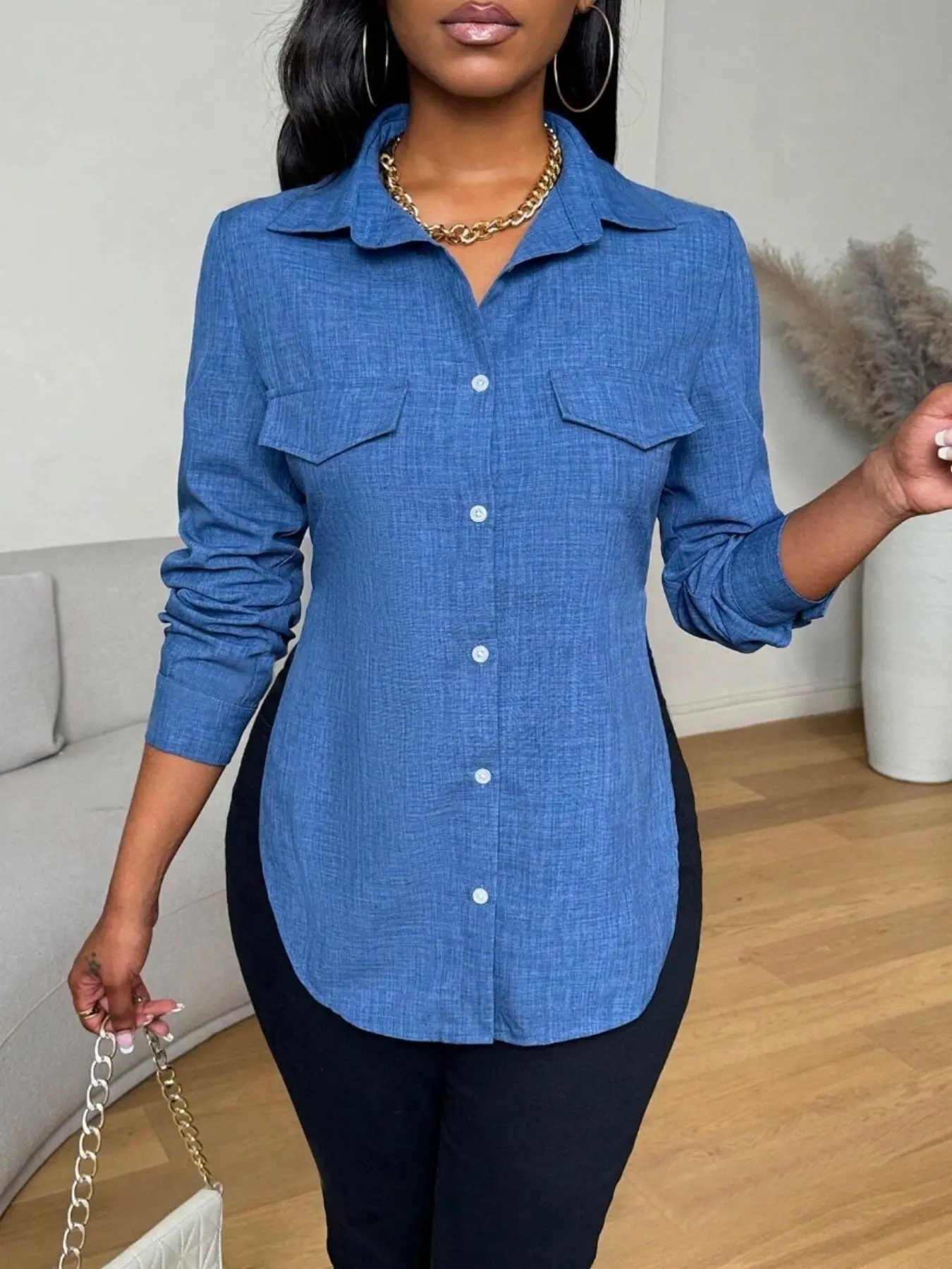 A ladies' blue button-down shirt with a pocket decoration and long sleeves, suitable for all kinds of office wear Blouse Womenswear Casual