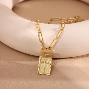 Ladies' gold layered cross toggle necklace, Holy Sword Cross necklace, pendant rope necklace, fashionable Cuban chain, ladies' jewelry