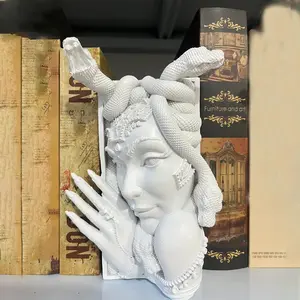 Medusa Head Sculpture – Greek Mythology Decor for Dark Academia & Bookshelf Styling