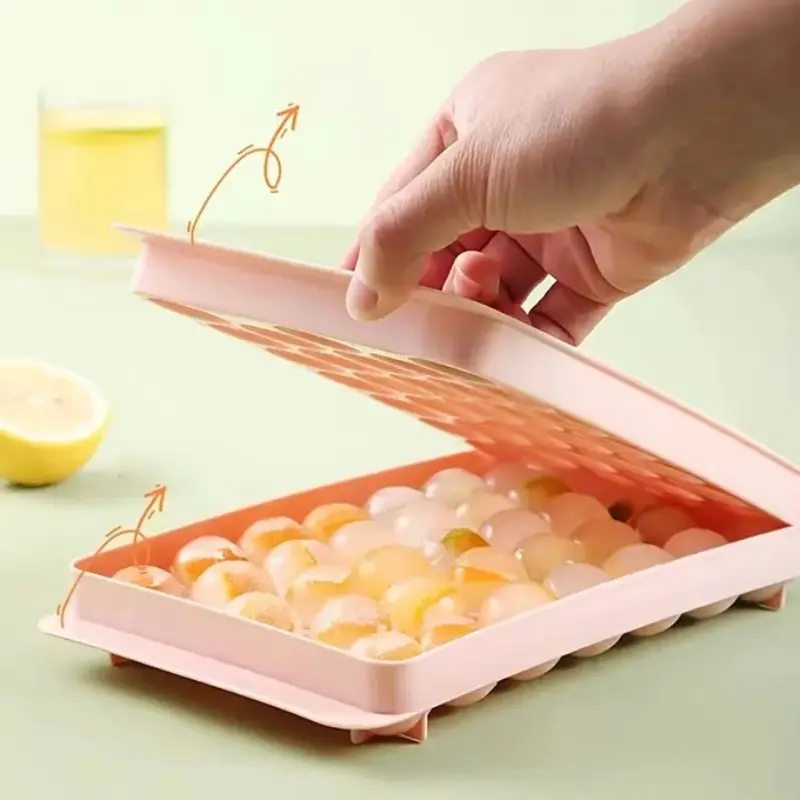 Easily replicate the bar experience at home! 🥃 33 spherical ice molds, the ice balls melt slowly without diluting the wine flavor, and the party hospitality ceremony is full! Suitable for mold spherical ice tray kitchen tools, the perfect Christmas gift