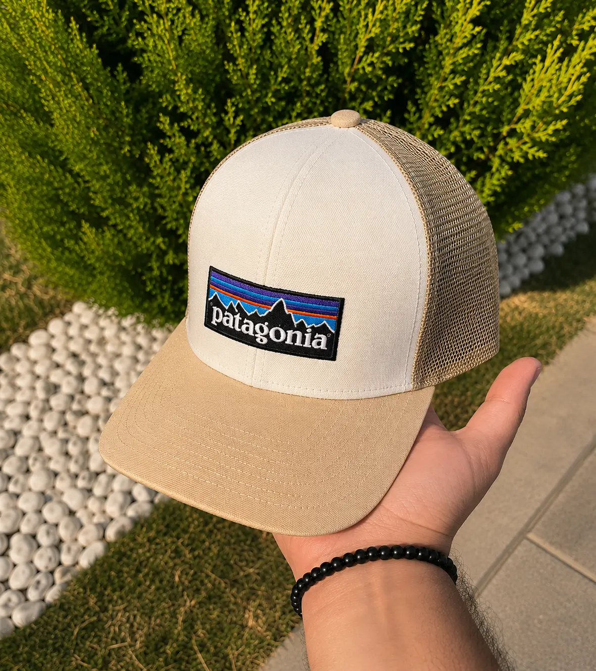 Patagonia Trucker Hat – Beige Cream Mesh Baseball Cap, Mountain Logo Patch, Curved Brim, Adjustable Outdoor Adventure Hat, Unisex Casual Streetwear Hiking Camping Travel Summer Cap