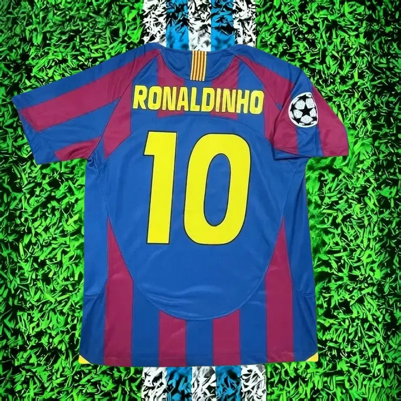2005 2006 Home No.10 Ronaldinho Retro ShortSleeves soccer jersey