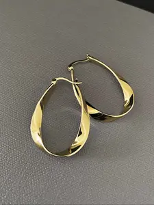 Elegant Women's Ear Cuffs, High Quality Earrings, Minimalist Moebius Oval Design, Irregular Geometric Style, Luxury Cold Fashion, Perfect for Daily Wear