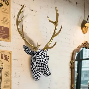 Modern Mosaic Deer Head Wall Hanging, Art Resin Sculpture, Elegant Home Decor for Living Room, Office, Cabin, Christmas Gift, Aesthetic Design