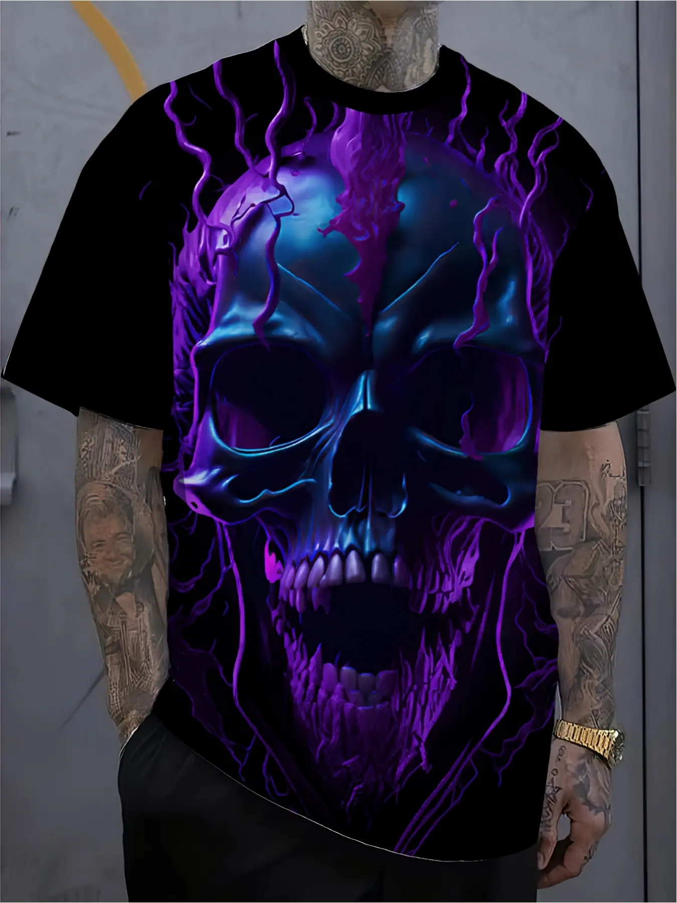 A men's 3D printed skull T-shirt - breathable, casual style, machine washable, featuring black with purple skull patterns, short-sleeved round neck, suitable for summer outdoor activities, Casual Comfy Tee, Streetwear, Menswear, Casual Summer Clothing