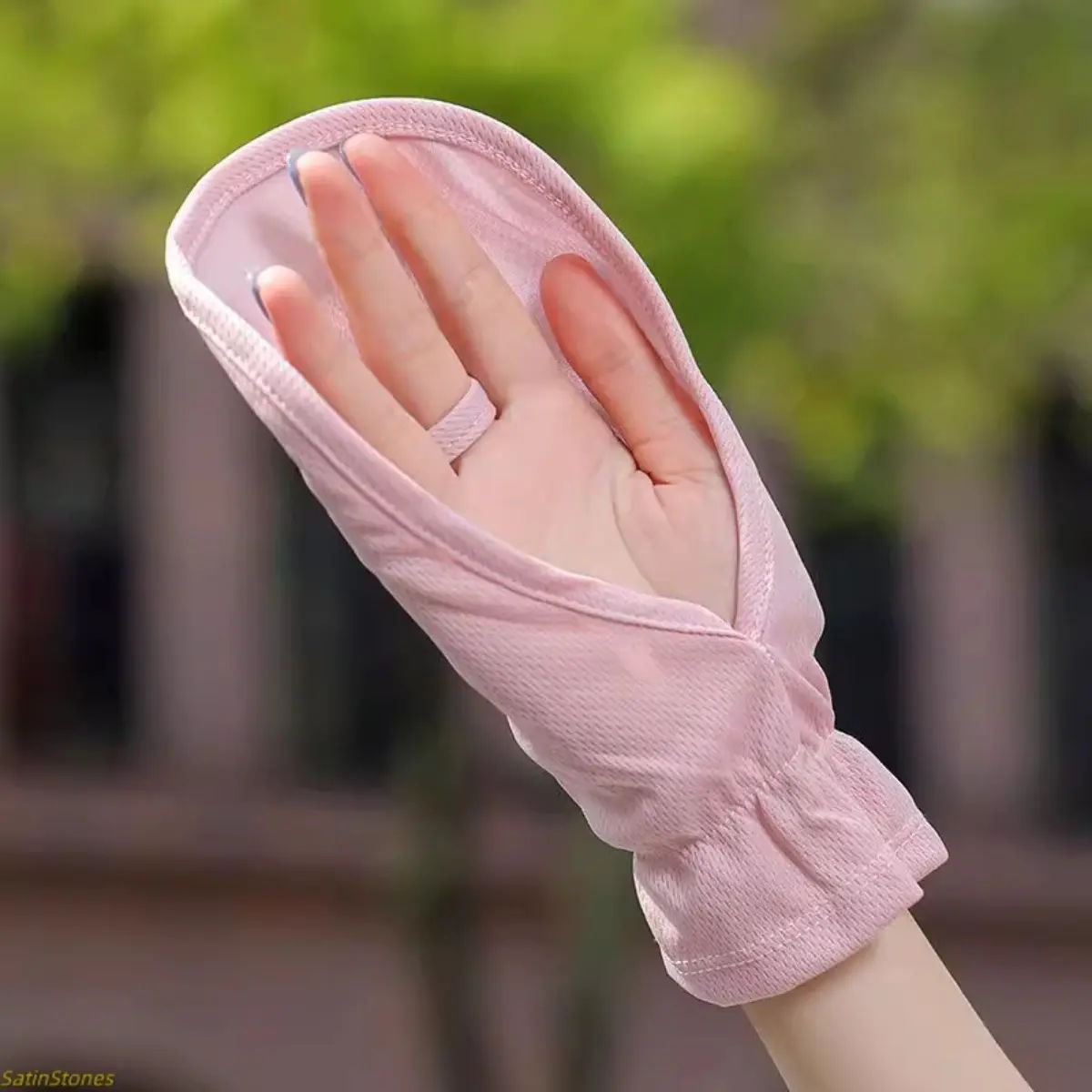 Women's 2026 New Ice Silk Sunscreen Gloves, Thin Short Dew-Finger Sunshade Gloves for Driving, Motorbike Riding, White (Covers Back of Hand), Motorbike Gloves