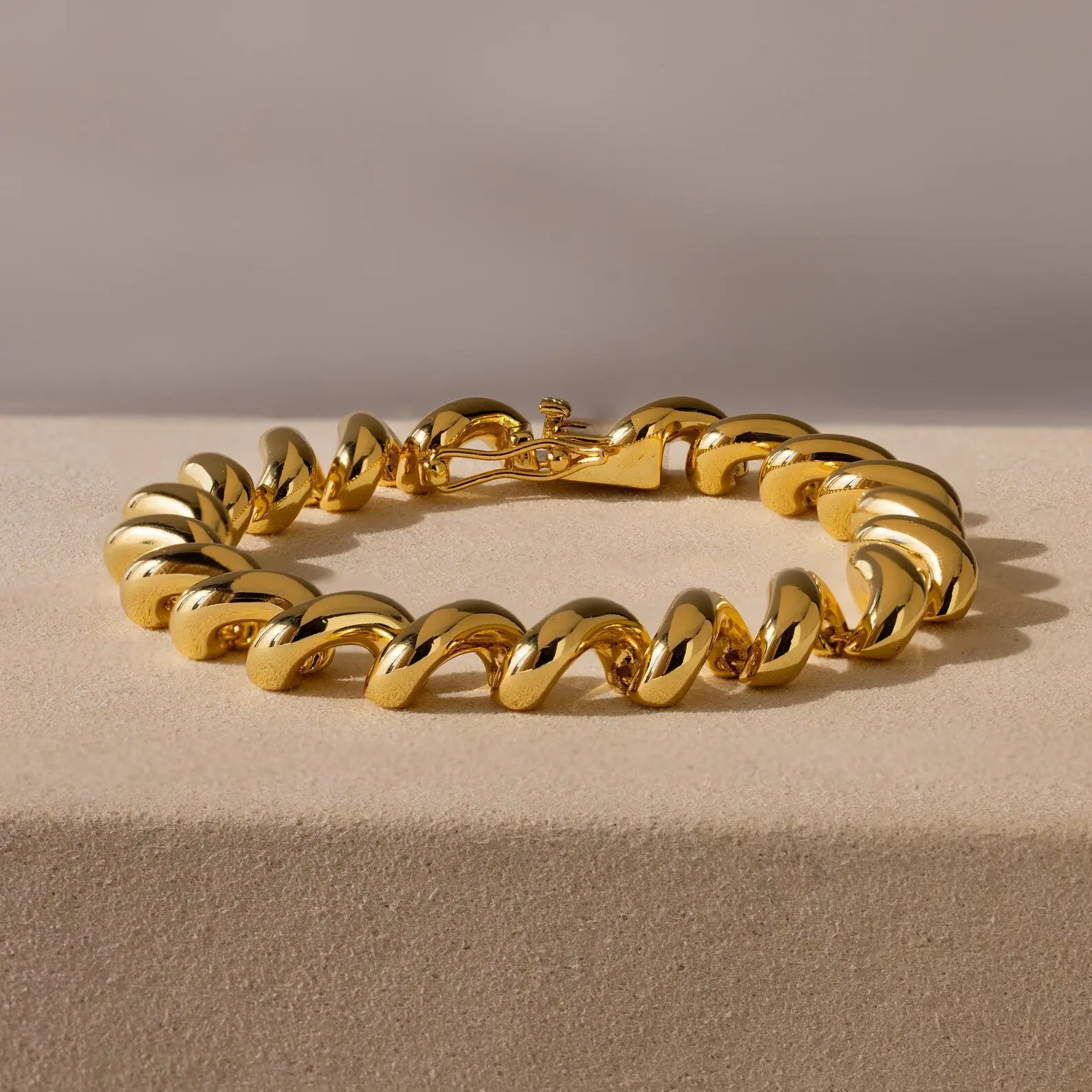 Twisted Chain Bracelet by Caitlyn Minimalist - Chunky 18K Gold Plated San Marco Bracelet - Statement Jewelry - Gift for Her