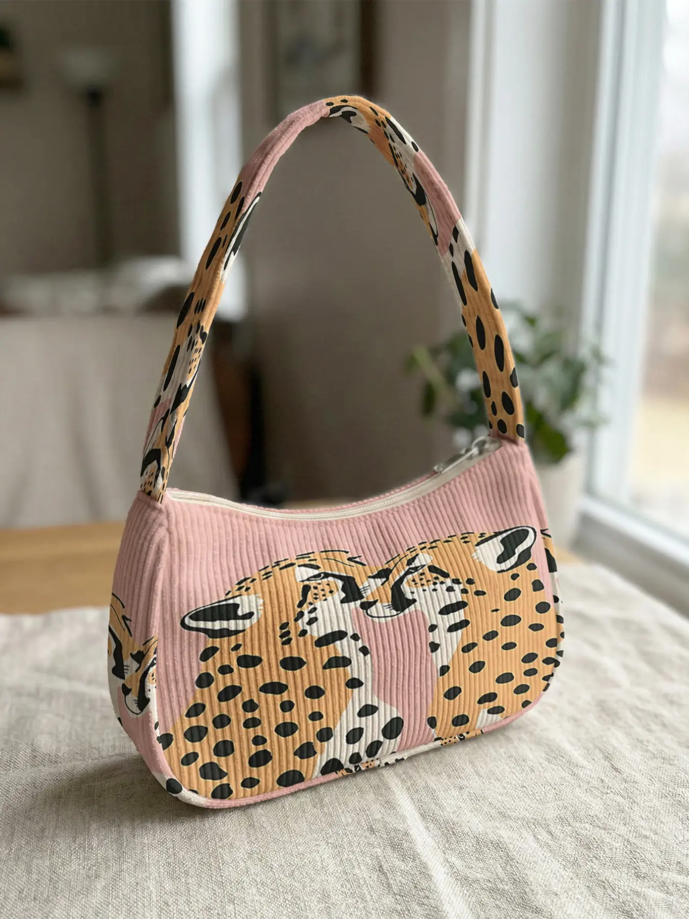 1 piece of cheetah pattern 2D printed corduroy shoulder bag, retro style|Versatile for daily commuting, dating, shopping, and outings|Elegance and practicality are both on point when worn on the body
