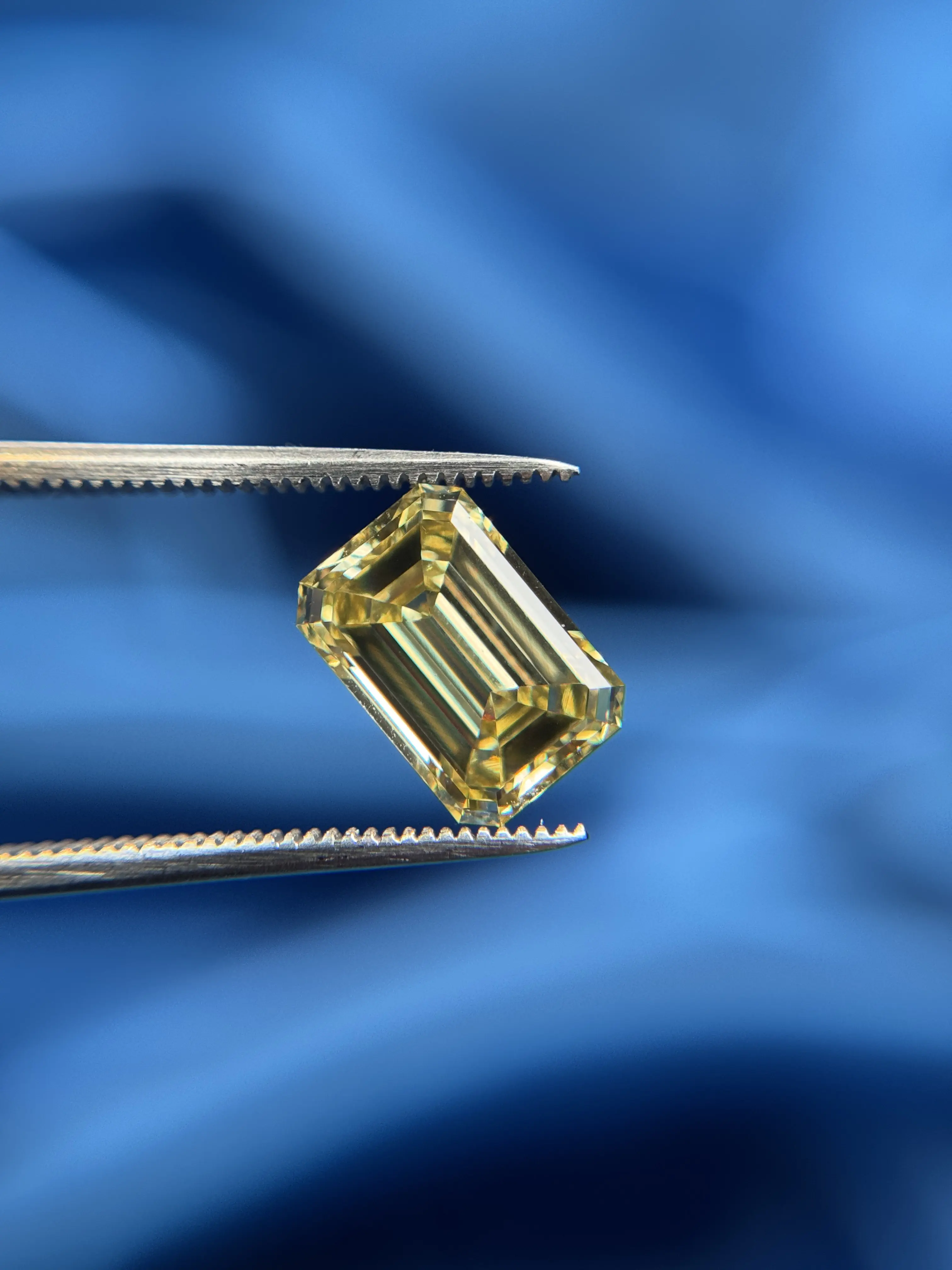 Lab Grown Diamond Emerald Cut – Fancy Intense Yellow, VS 1, IGI Certified Loose Diamond