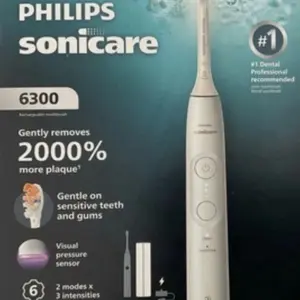 Philips Sonicare 6300 Electric Toothbrush - HX7408/03