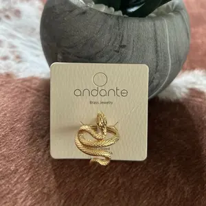 Green Eye Coiled Snake Ring