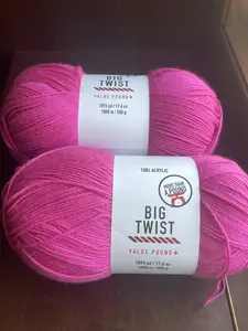 Big Twist Brand Magenta Yarn 100% Acrylic 1093 Yd 17.6 Oz 1000 M 500g Value Pound Plus Yarn