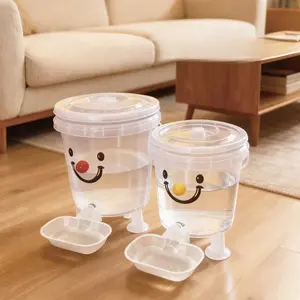 5-10L Large Capacity Automatic Pet Water Dispenser, Automatic Water Feeder, No Charging Required, Easy to Clean, Moisture Proof, Indoor/outdoor Use, Modern Design