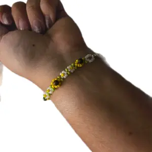 Daisy and Sunflower Bracelet - Yellow Beads with Yellow Flowers, Adjustable Design, Lightweight and Elegant Accessory
