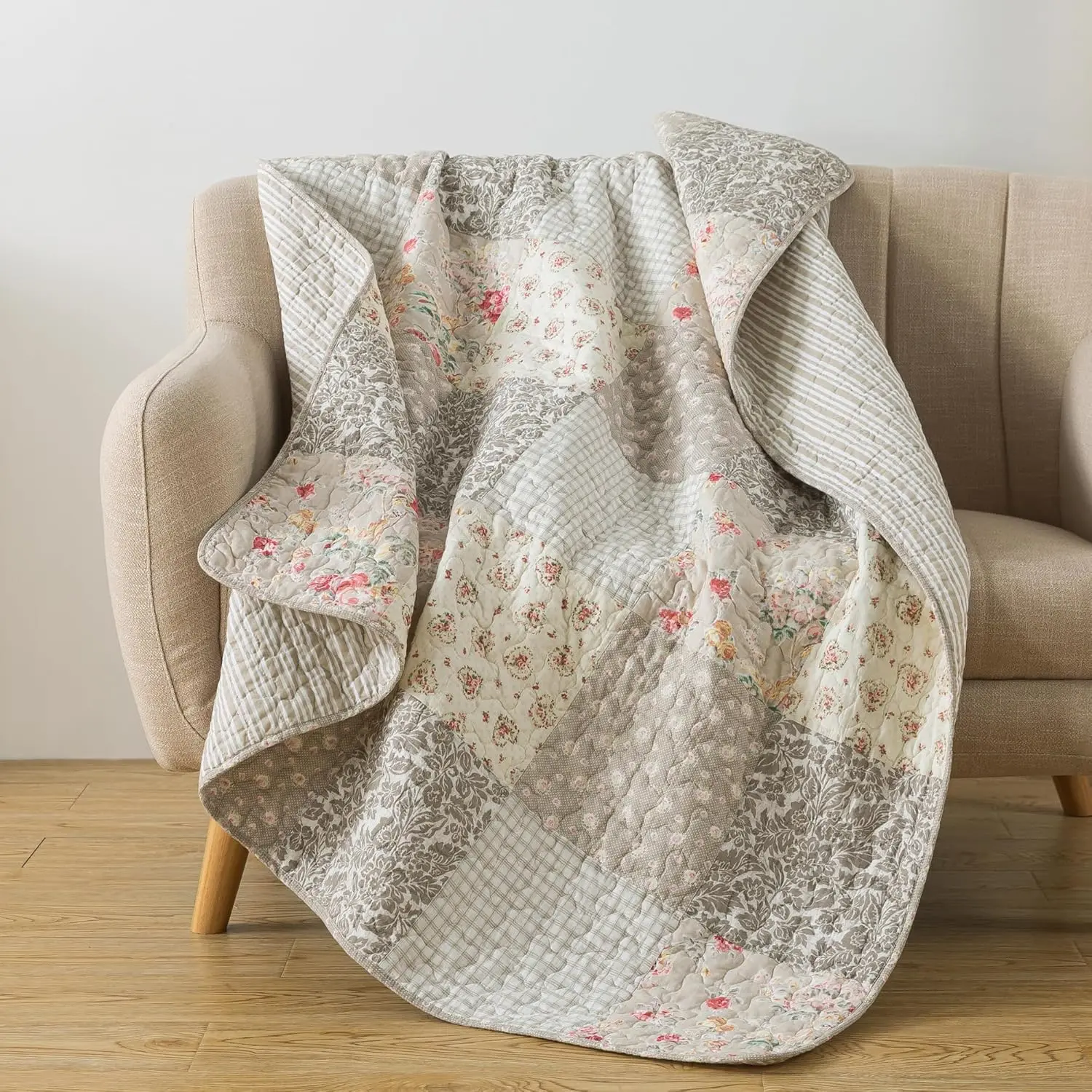 Cotton Quilted Throw Blanket, 50" x 60" Floral Farmhouse Patchwork Quilt, Shabby Chic Patchwork Throw Lap Quilt for Couch, Walk in The Cotswolds