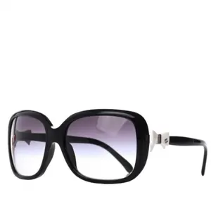 Pre-owned CHANEL CC Bow Sunglasses Black White W/Case & Cleaning Cloth # 1569