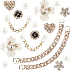 18 Pcs Bling Shoe Charms for Women, Flower Pearl Clog Shoes Accessories, Fashion Crystal Rhinestone Shoes Charms Pearl Chain DIY Sandals Decoration for Women Christmas Birthday Party Favors Accessories