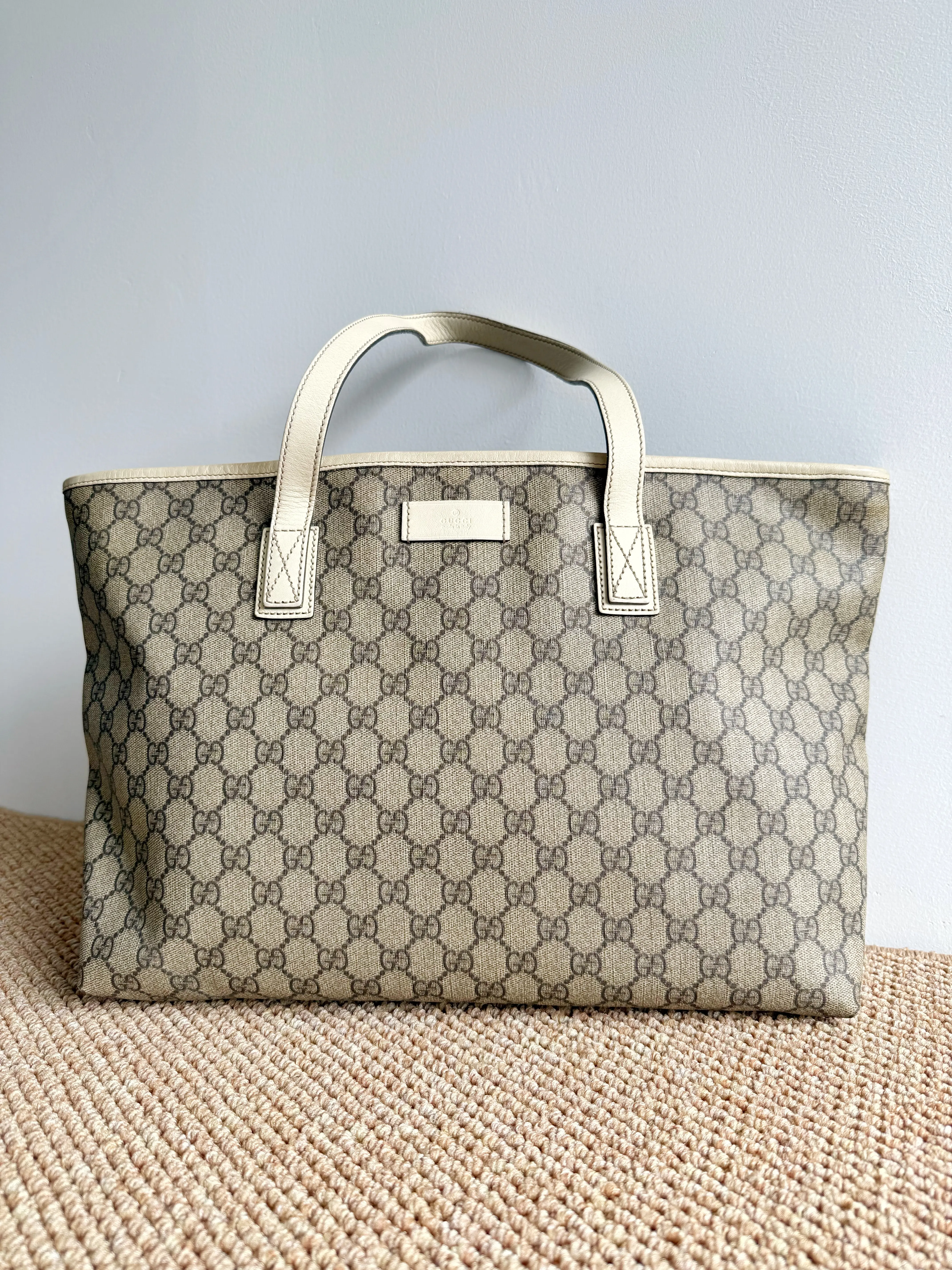 Pre-owned GUCCI Classic Monogram Shoulder Shopping Bag, High Quality Casual Everyday Tote Bag, Casual Everyday Bag, High Quality Bag