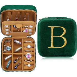 Bridesmaid Gifts Wedding Day - Plush  Bridesmaid Travel  Case Organizer  Box Bridal Shower Bride Maid Matron Of  Bachelorette Gifts Bride Gifts - Letter B, Green