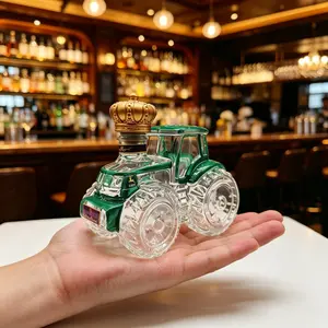 Tractor Whiskey Decanter, Rustic Farm Bar Decor Utensils, Perfect Gift for Whiskey Lovers & Farmers, Unique Home Bar Accessory, Glass