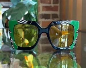 Pre-owned GUCCI GG0435/S Black Crystal Embellished Green Acetate Square Sunglasses