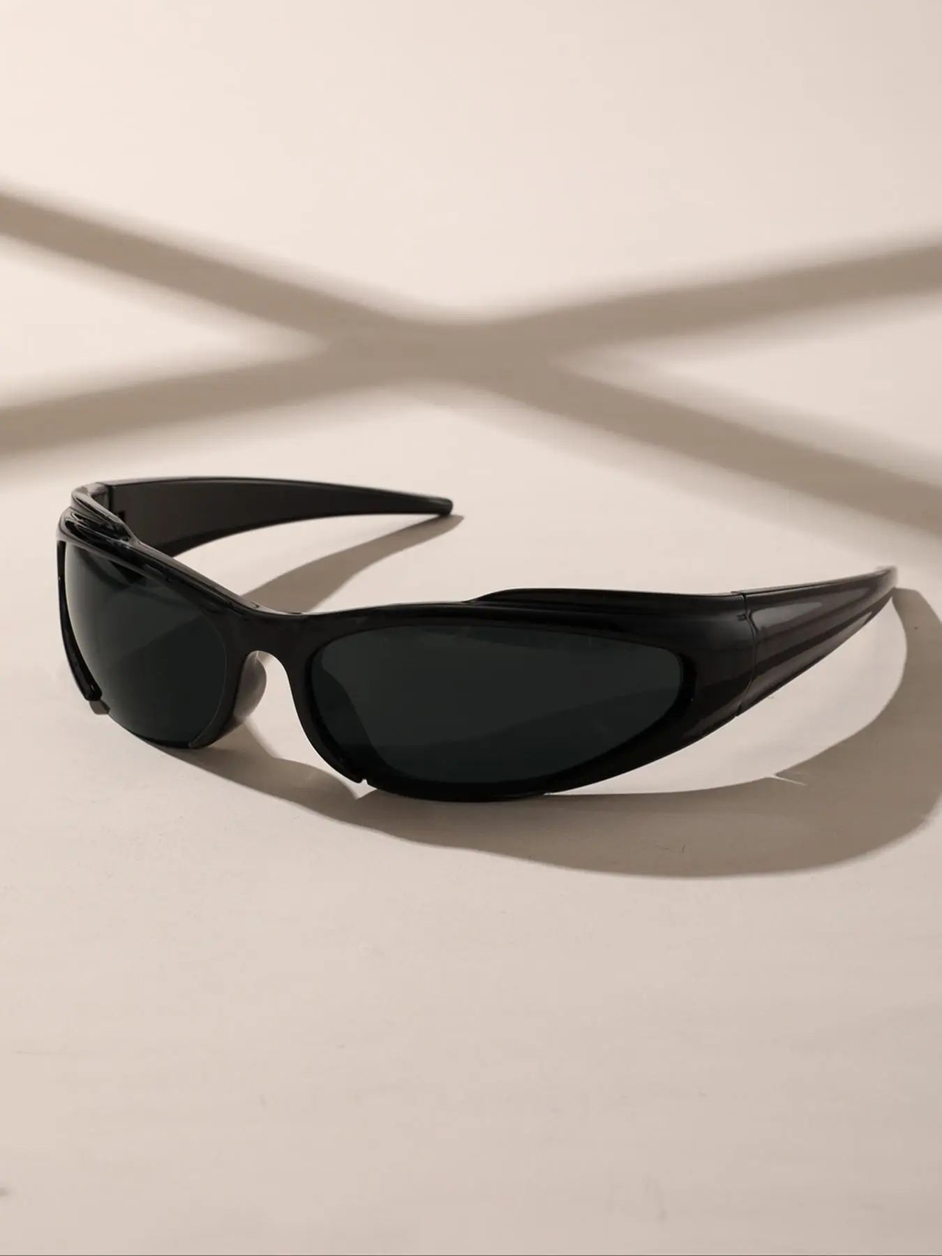 Fashion Small Frame, Stylish Sunglasses, Trendy Versatile Sports Sunglasses for Women and Men, Street Style Catwalk Sunglasses, Modern Sunglasses, Trendy Streetwear Sunglasses