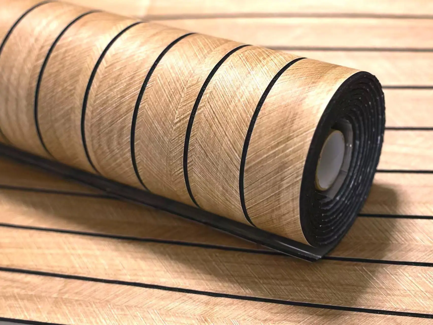 Peel and Stick Vinyl Wallpaper - High-Quality Extra-Thick 3D Vintage Wood Grain Shiplap, 15.7x118.1in Nature Plaid Geometric, Waterproof Anti-Static Removable Washable Easy-to-Cut, Renter Friendly for Bedroom Room Inspo House Decor