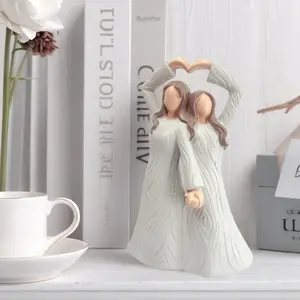 Sisters Holding Hands Design Resin Statue, Handcrafted Figurine, Home Decor Ornament for Sister's Day, Birthday Gifts, Cute Collectible Figurines